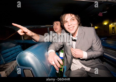 Les Diamond Hoo Ha Men, Gaz Coombes et Danny Goffey de Supergrass's side-project photographié à Brighton. U.K Banque D'Images