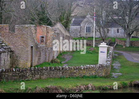 Une vue sur le village abandonné de Tyneham, Dorset Banque D'Images