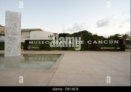 Le nouveau Museo Maya de Cancun Cancun ou Musée maya qui a ouvert en novembre 2012, Cancun, Mexique Banque D'Images