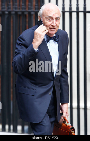 David Young, Baron de jeunes Graffham, conseiller au Premier ministre britannique David Cameron à Downing Street le 10 avril, 2013 Banque D'Images