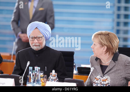 Berlin, 11 avril 2013. La séance plénière de la deuxième candidats consultations gouvernementales est tenu sous la présidence du Premier Ministre indien Manmohan Singh, et la Chancelière allemande Angela Merkel à l'International Conference Hall à la Chancellerie fédérale à Berlin. Banque D'Images