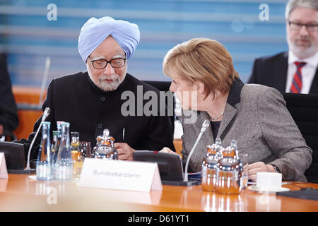 Berlin, 11 avril 2013. La séance plénière de la deuxième candidats consultations gouvernementales est tenu sous la présidence du Premier Ministre indien Manmohan Singh, et la Chancelière allemande Angela Merkel à l'International Conference Hall à la Chancellerie fédérale à Berlin. Banque D'Images