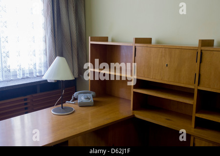 Les bureaux du Secrétariat pour le personnel d'Erich Mielke, une pièce en 'Haus 1' l'administration centrale ministérielle de la Stasi (police secrète communiste en Allemagne de l'Est, la RDA. Construit en 1960, le complexe maintenant connu comme le Musée de la Stasi. .. (Plus de légende dans la description) Banque D'Images