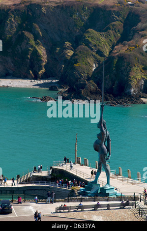 La statue de Damien Hirst Verity', 'port d'Ilfracombe, Devon, UK Banque D'Images