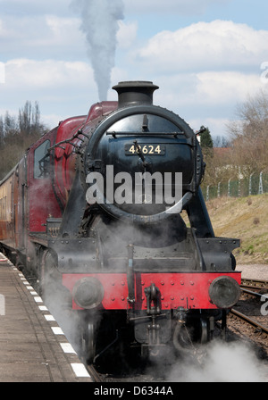 48624 LMS 8f Class 2-8-0 machine à vapeur à Leicester North Railway station, Great Central Railway, Leicestershire, Angleterre, Royaume-Uni. Banque D'Images