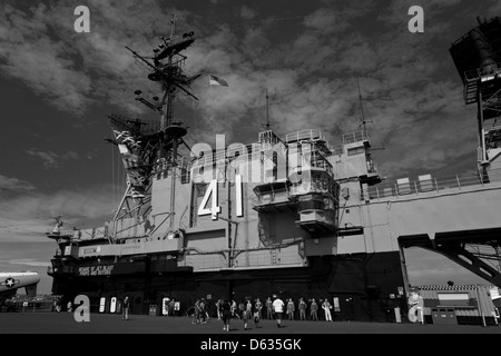 USS Midway Island Superstructure Banque D'Images