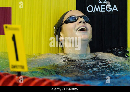 La Hongrie Boglarka Kapas réagit après avoir remporté le 800 mètres nage libre au Championnat de natation à Debrecen, Hongrie, jeudi, 24 mai 2012. Photo : Marius Becker dpa Banque D'Images
