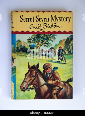 Enid Blyton's 'Secret' Mystère sept sept Secret book, Ascot, Windsor, Berkshire, Angleterre, Royaume-Uni Banque D'Images