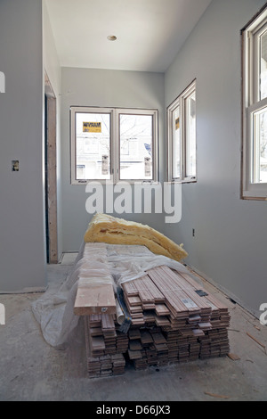 Une maison saisis obtient un relooking complet dans chaque chambre. Banque D'Images