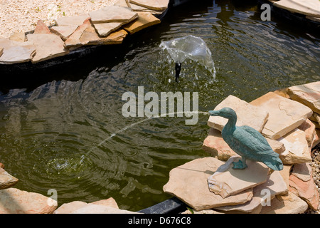 Bassin de fontaine en pierre Banque D'Images