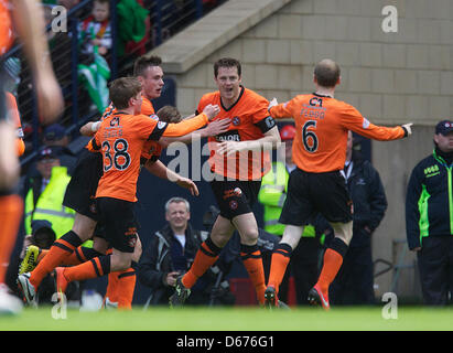 Glasgow, Ecosse. 14 avril 2013. Dundee United's Jon Daly célèbre après avoir marqué pour la rendre 2-1 lors de la demi-finale de la Coupe écossais William Hill 2013, stade de Hampden Park, Glasgow. Plus Sport Action Images/Alamy Live News Banque D'Images