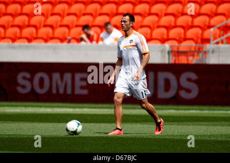 14 avril 2013 - Houston, Texas, États-Unis d'Amérique - 14 Apr 2013 : le milieu de Dynamo de Houston Brad Davis # 11 avant le match de soccer MLS entre le Dynamo de Houston et le Chicago Fire de stade BBVA Compass à Houston, TX. Banque D'Images