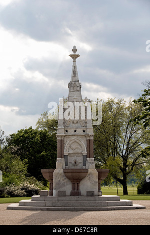 Le Sir Cowasjee Jehangir fontaine construite en 1869 Regents Park Londres Angleterre Royaume-uni Banque D'Images