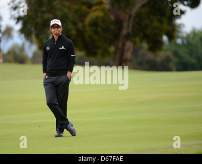 Melbourne, Australie. 15-11-12. Adam Scott (Aus) attend sur le fairway lors du premier tour à l'Australian Masters Banque D'Images