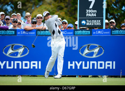 Melbourne, Australie. 16-11-12. Adam Scott (Aus) disques durs sur le 7e au cours de son deuxième tour à l'Australian Masters Banque D'Images