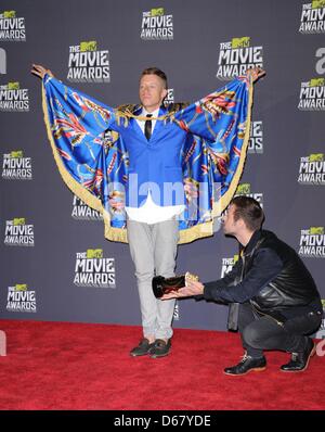 Musiciens Sexion (l) et Ryan Lewis posent au MTV Movie Awards 2013 Photo de presse chez Sony Pictures Studios à Culver City, Los Angeles, USA, le 14 avril 2013. Photo : Hubert Boesl Banque D'Images