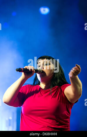 Beth Ditto, la chanteuse du groupe américain Gossip, fonctionne à la faire fondre ! Festival à Graefenhainichen, Allemagne, 14 juillet 2012. Environ 20 000 visiteurs y le plus grand festival électro et Indie-, qui se déroule du 13 au 15 juillet 2012. Photo : Marc N.r.i.t. Banque D'Images