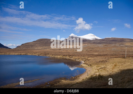 En regardant vers l'Corbett Cul Mor, l'Ecosse. Assynt Banque D'Images