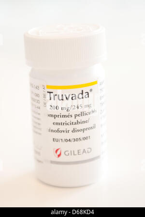 Le médicament de prévention du VIH' 'Le Truvada est représentée dans un cabinet de médecin à Berlin, Allemagne, 17 juillet 2012. Pour la première fois, ce médicament a été approuvé comme médicament préventif aux ETATS UNIS. La Food and Drug Administration des États-Unis a approuvé le médicament fabriqué par Gilead Sciences, non seulement pour le traitement du VIH, mais pour éviter de contracter le virus ainsi après t Banque D'Images