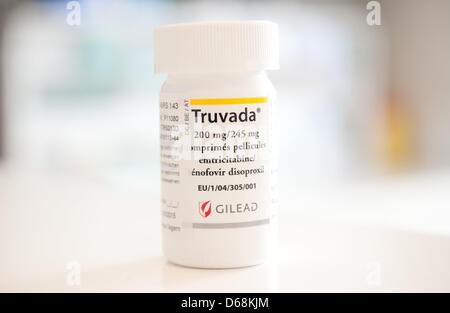 Le médicament de prévention du VIH' 'Le Truvada est représentée dans un cabinet de médecin à Berlin, Allemagne, 17 juillet 2012. Pour la première fois, ce médicament a été approuvé comme médicament préventif aux ETATS UNIS. La Food and Drug Administration des États-Unis a approuvé le médicament fabriqué par Gilead Sciences, non seulement pour le traitement du VIH, mais pour éviter de contracter le virus ainsi après t Banque D'Images