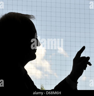 Le juge pénal Joachim Eckert est photographié à la Haute cour régionale de Munich, Allemagne, 18 juillet 2012. 64 ans Eckert est à la tête de la 6e division criminelle et est spécialisé en droit des affaires. Le comité exécutif a nommé Joachim Eckert juge et procureur américain Garcia alors que les présidents des deux nouvelles chambres de la commission d'éthique de la FIFA. Photo : FRANK LEONHARDT Banque D'Images