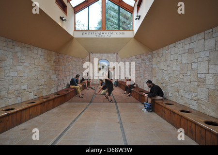 Stuart Landsborough's curieux Monde, Wanaka, Nouvelle-Zélande. le Bain Romain Banque D'Images