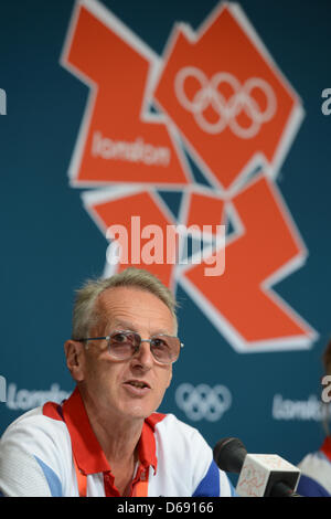 David Tanner, Directeur International de l'équipe d'Aviron et GO Directeur de rendement au cours d'une conférence de presse à Londres, Grande-Bretagne 26 juillet 2012. Les Jeux Olympiques de Londres en 2012 va commencer le 27 juillet 2012. Photo : Peter Kneffel dpa Banque D'Images