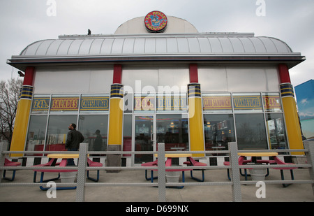 La Belle Province est un célèbre restaurant fast-food dans la province de Québec. Banque D'Images