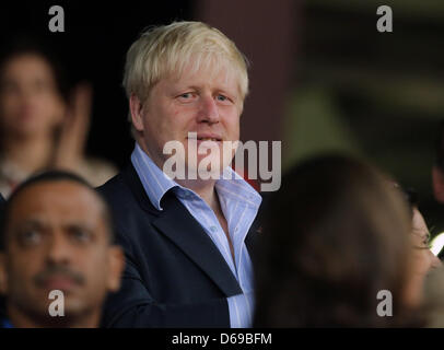 Le maire de Londres, Boris Johnson, vu sur les stands au cours de l'athlétisme, l'athlétisme aux Jeux Olympiques au Stadion les Jeux Olympiques de 2012 à Londres, Londres, Grande-Bretagne, 04 août 2012. Photo : Michael Kappeler afp Banque D'Images