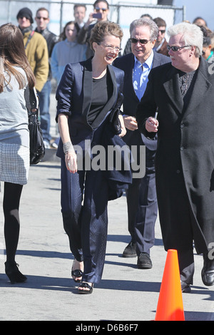 Annette Bening et Warren Beatty Le Film Independent Spirit Awards à Santa Monica Los arrivées BeachOutside Banque D'Images