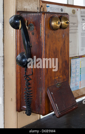 Boîte De Signal téléphone Banque D'Images