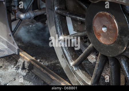 Les roues du train à vapeur Banque D'Images