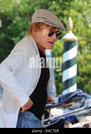L'acteur et réalisateur américain Robert Redford arrive à l'hôtel Excelsior pour conférence de presse pendant le 69ème Festival du Film de Venise à Venise, Italie, 06 septembre 2012. Photo : Jens Kalaene Banque D'Images