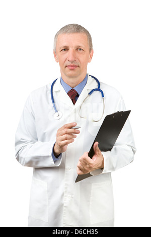 Friendly médecin avec le presse-papier et stylo Banque D'Images