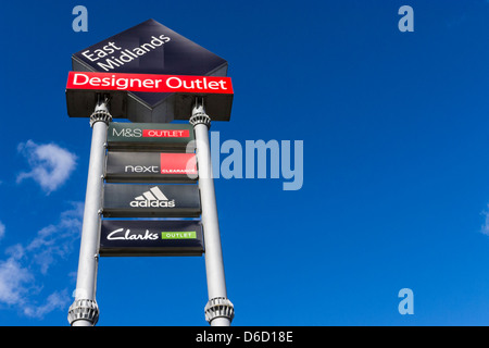 East Midlands mcarthurglen designer outlet shopping centre, Derbyshire. Banque D'Images