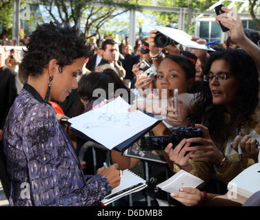 L'actrice Halle Berry arrive à la première mondiale de 'Cloud Atlas' pendant le Festival International du Film de Toronto à baleines Princes Theatre de Toronto, Canada, le 08 septembre 2012. Photo : Hubert Boesl Banque D'Images