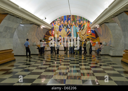 La station de métro Kievskaya, Moscou, Russie Banque D'Images