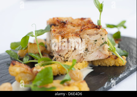 Confit de poulet et foie gras, chou-fleur et caramélisée pochés Earl Grey de Smyrne Banque D'Images