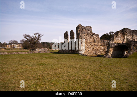 Les ruines de l'abbaye de Waverley Farnham Surrey UK Banque D'Images