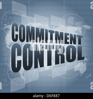 Contrôle des engagements sur l'écran tactile numérique Banque D'Images