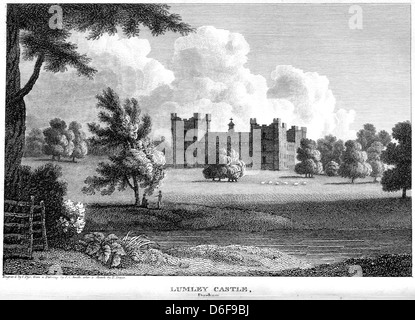 Une gravure intitulée ' Lumley Castle, Durham ' numérisées à haute résolution à partir d'un livre publié en 1803. près de Chester le Street Banque D'Images