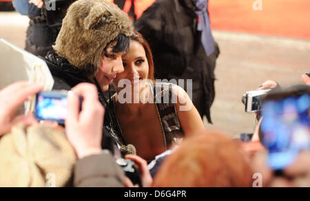 Actrices françaises Virginie Ledoyen arrive pour la première du film 'Farewell, My Queen' ('Les Adieux à la reine') au cours de la 62e édition du Festival International du Film de Berlin, à Berlin, Allemagne, 09 février 2012. Le film a été choisi comme film d'ouverture de la Berlinale et fait partie de la concurrence. La 62e Berlinale a lieu du 09 au 19 février. Photo : Angelika Warmuth Banque D'Images