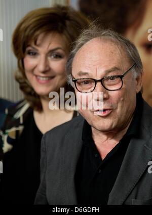 Martina Gedeck Acteurs et Klaus Maria Brandauer arrivent pour la première de 'Die Ausloeschung» au Astor Film Lounge à Berlin, Allemagne, 17 avril 2013. Photo : Joerg Carstensen Banque D'Images