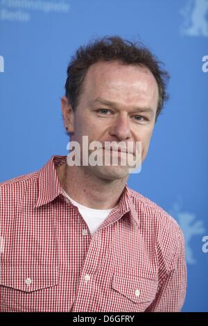 L'acteur et réalisateur américain Stephen Elliott assiste à l'appel de la photo avant la conférence de presse de 'Cherry' lors de la 62e Festival International du Film de Berlin, Berlinale, à l'hôtel Hyatt à Berlin, Allemagne, le 16 février 2012. Photo : Hubert Boesl Banque D'Images