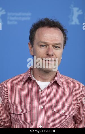 L'acteur et réalisateur américain Stephen Elliott assiste à l'appel de la photo avant la conférence de presse de 'Cherry' lors de la 62e Festival International du Film de Berlin, Berlinale, à l'hôtel Hyatt à Berlin, Allemagne, le 16 février 2012. Photo : Hubert Boesl Banque D'Images