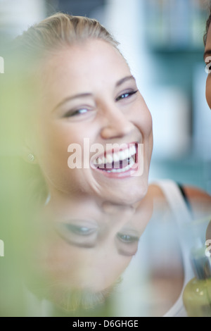 Close up of woman's smiling face Banque D'Images
