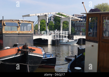 Amsterdam, Pays-Bas, Ziehbruecke Skinny Bridge Banque D'Images