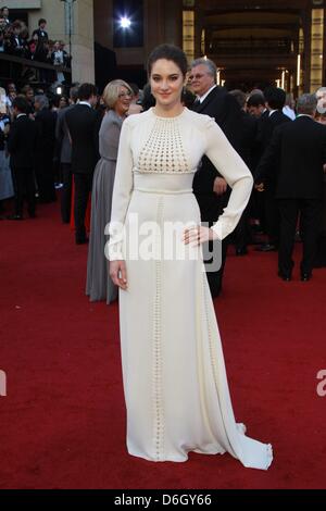 L'actrice Shailene Woodley nous arrive au 84e congrès annuel de l'Academy Awards aka Oscars chez Kodak Theatre de Los Angeles, USA, le 26 février 2012. Photo : Hubert Boesl Banque D'Images