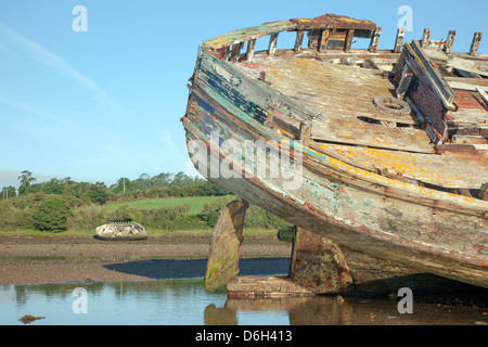 Bateau naufragé Dulas Anglesey Pays de Galles UK Beach Banque D'Images