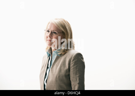 Portrait of mature businesswoman wearing glasses Banque D'Images